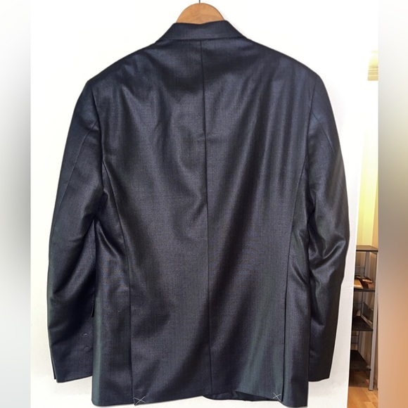 Kenneth Cole reaction suit - Picture 4 of 4